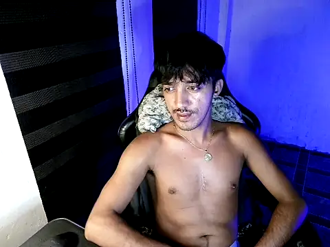 Spicy_RowyCam Pertunjukan Webcam