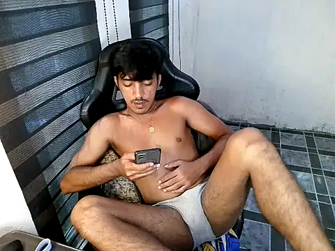 Spicy_RowyCam Pertunjukan Webcam