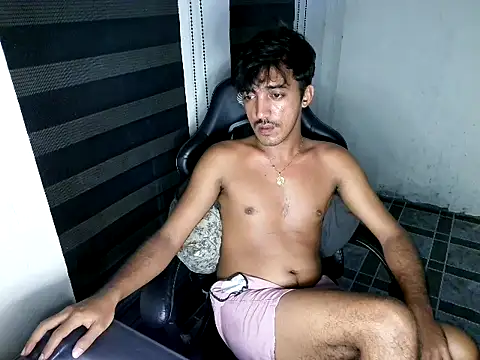 Spicy_RowyCam Pertunjukan Webcam