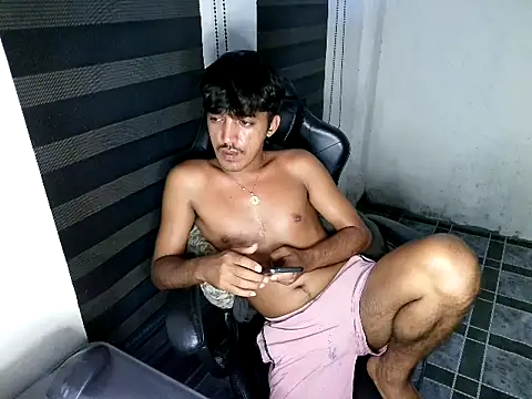 Spicy_RowyCam Pertunjukan Webcam