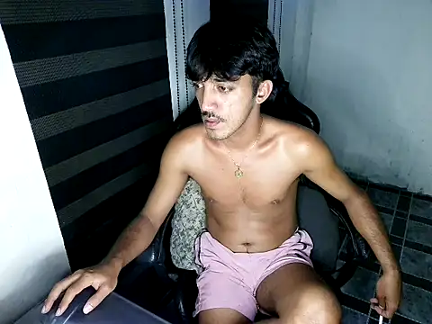 Spicy_RowyCam Pertunjukan Webcam