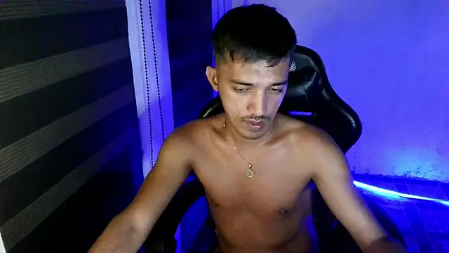 Show modela Spicy_RowyCam na web-kameri