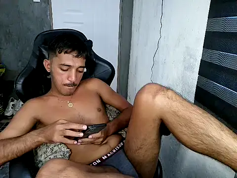 Show modela Spicy_RowyCam na web-kameri