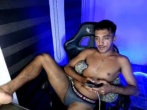 Spicy_RowyCam Pertunjukan Webcam
