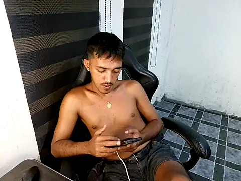 Spicy_RowyCam Pertunjukan Webcam