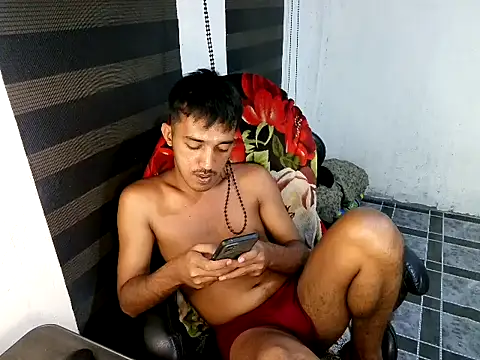 Spicy_RowyCam Pertunjukan Webcam