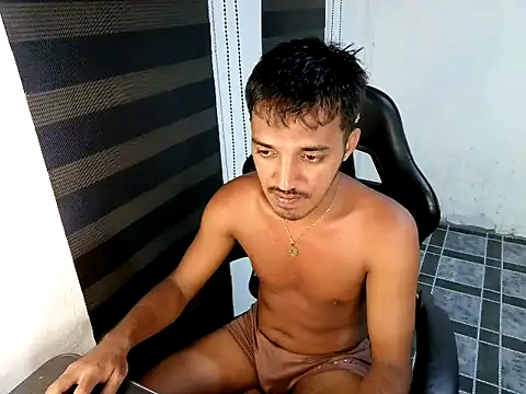 Show de Spicy_RowyCam na webcam