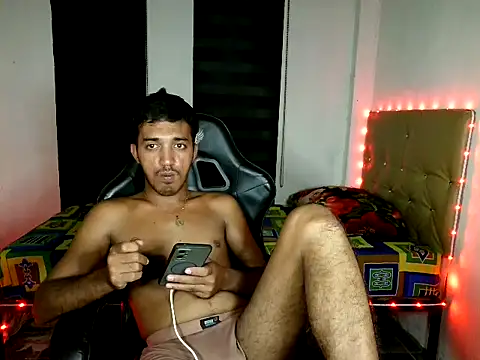 Spicy_RowyCam Pertunjukan Webcam