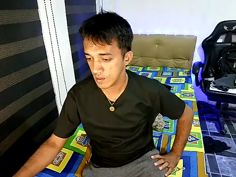 Spicy_RowyCam Pertunjukan Webcam