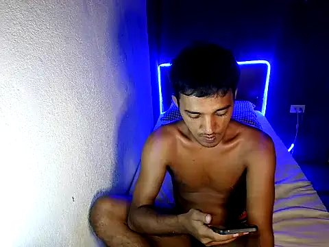 Spicy_RowyCam Pertunjukan Webcam