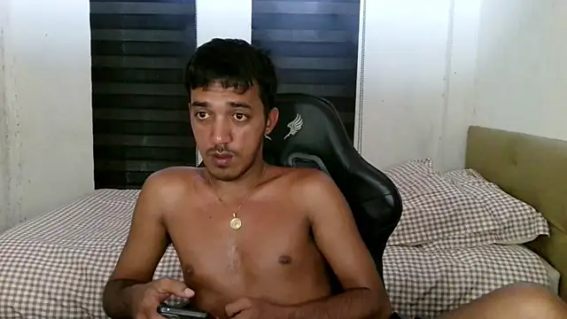 Spicy_RowyCam Pertunjukan Webcam