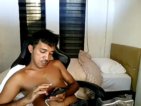 Spicy_RowyCam Webcamshow