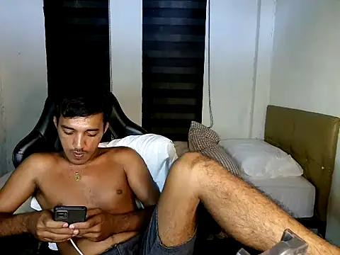 Spicy_RowyCam Pertunjukan Webcam