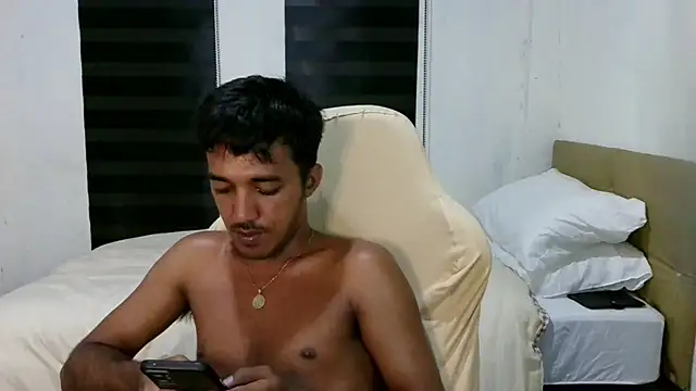 Spicy_RowyCam Pertunjukan Webcam