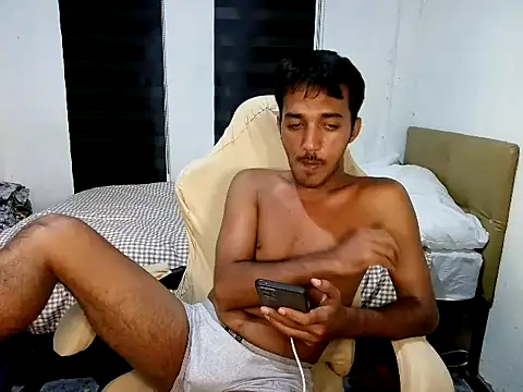 Spicy_RowyCam Pertunjukan Webcam