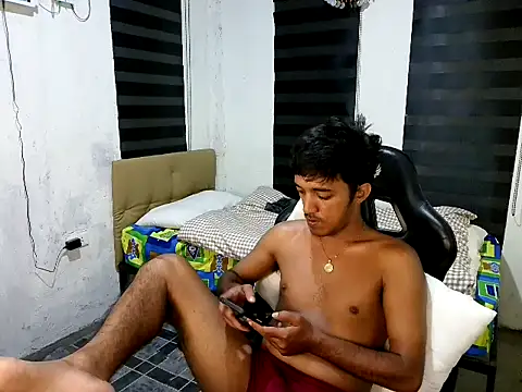 Spicy_RowyCam Pertunjukan Webcam