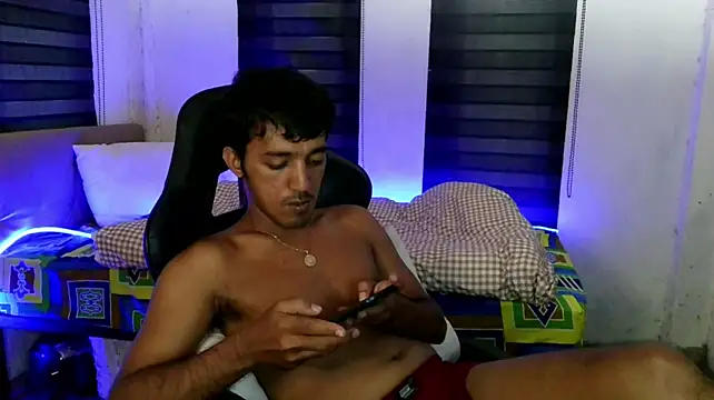 Spicy_RowyCam Pertunjukan Webcam