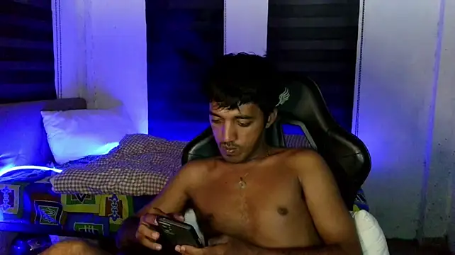 Spicy_RowyCam Pertunjukan Webcam