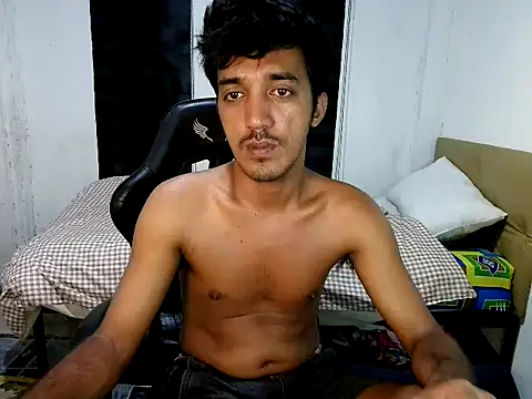Spicy_RowyCam Pertunjukan Webcam