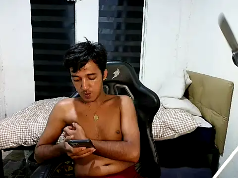 Spicy_RowyCam Pertunjukan Webcam