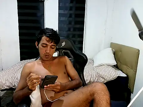 Spicy_RowyCam Pertunjukan Webcam