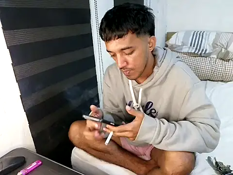 Rowy_Cam Pertunjukan Webcam