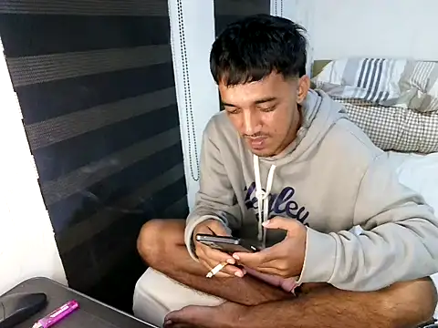 Rowy_Cam Pertunjukan Webcam