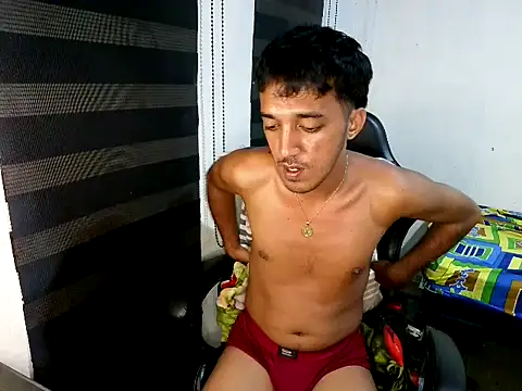 Rowy_Cam Pertunjukan Webcam