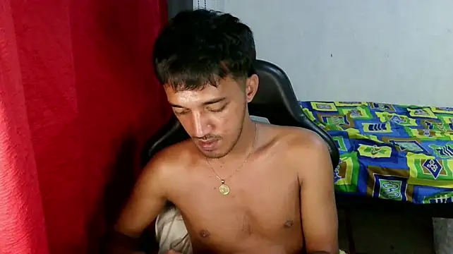 Rowy_Cam Pertunjukan Webcam
