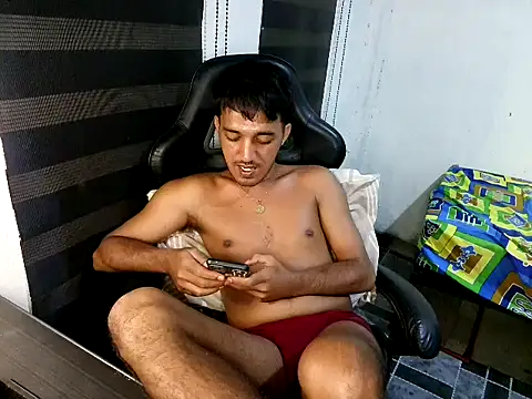 הופעת וובקאם של Rowy_Cam