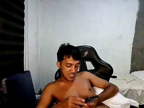 Rowy_Cam webcam show