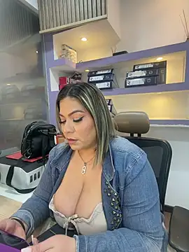 Show Webcam de isabella_horney_