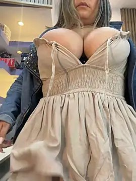 isabella_horney_ Live XXX Chat