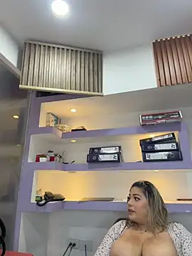 isabella_horney_'s Webcam Show