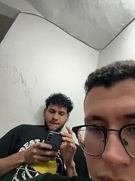 Kurtxxx22 Webcamshow