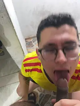 Kurtxxx22 – Kamerová šou