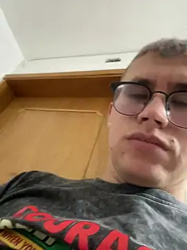 Kurtxxx22 웹캠 쇼