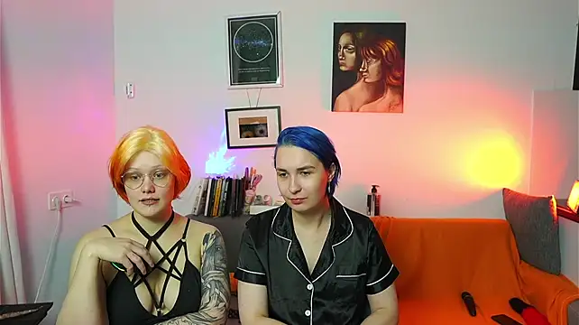 sova_energy Show in webcam