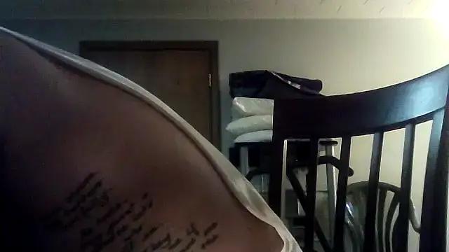 WyattL96's Webcam Show