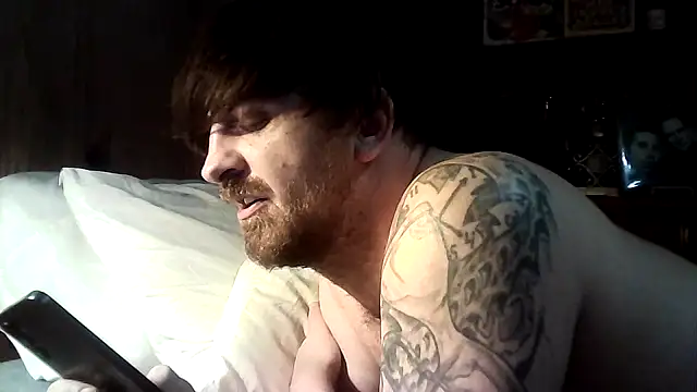 WyattL96 Show in webcam