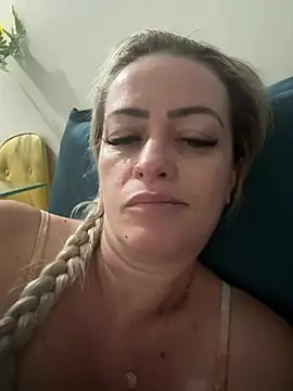 Alerquinasc Chat XXX in diretta