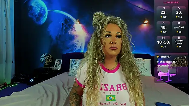 Sierra_Quinn Show in webcam