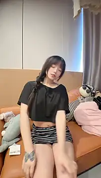 momo-2580 网络视讯表演