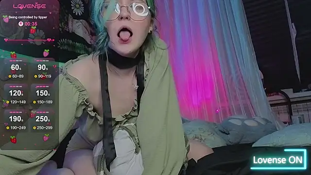 Miko_Meow's Webcam Show