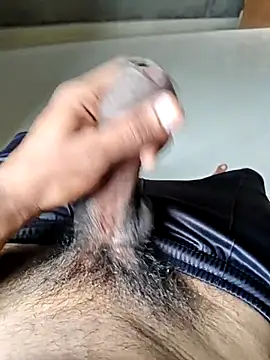 chatboy1432 在線直播表演