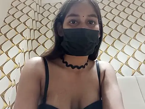 Fiza__khan Show in webcam
