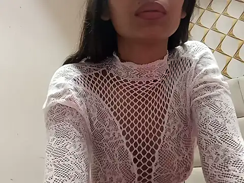Show modela Fiza__khan na web-kameri