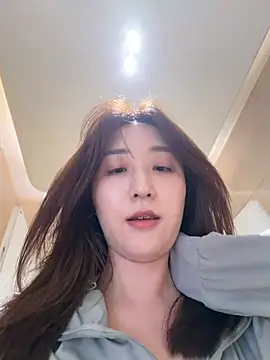 KK-328 Show in webcam