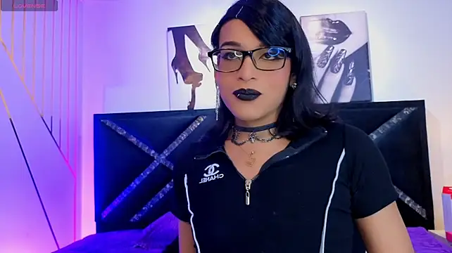 Dannyhot_: διαδικτυακό σόου στην κάμερα