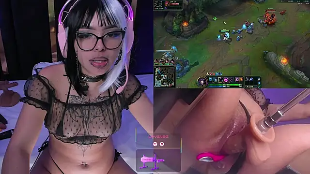 Nyveth's Webcam Show